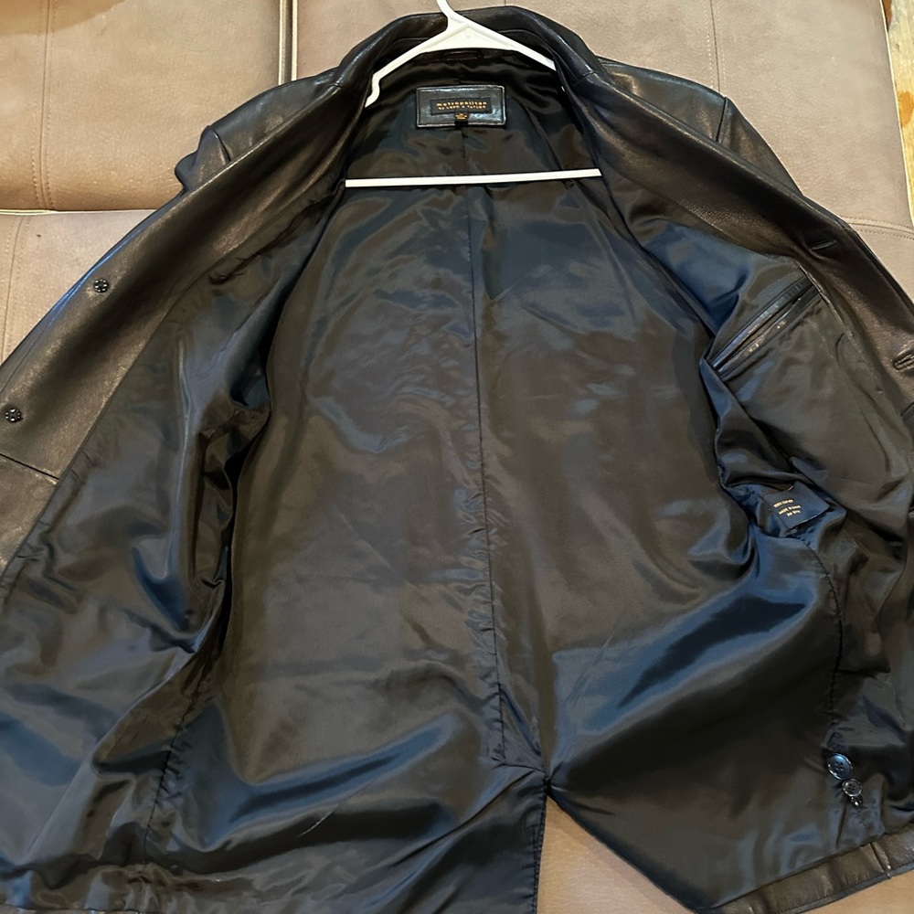 Leather jacket - Picture 5 of 5